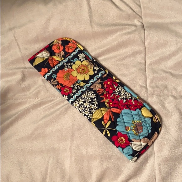 Vera Bradley Accessories - Floral Vera Bradley Hot Tools Case